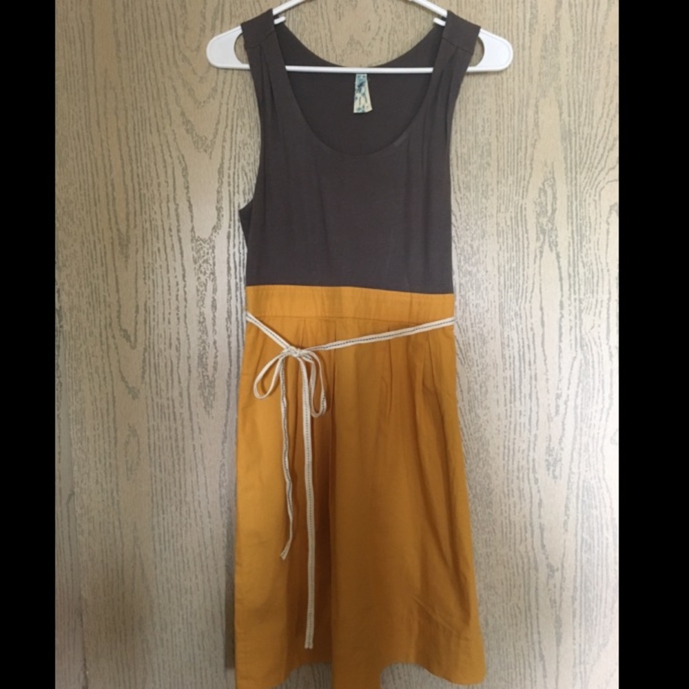 Maeve Sleeveless Yellow and Grey Dress